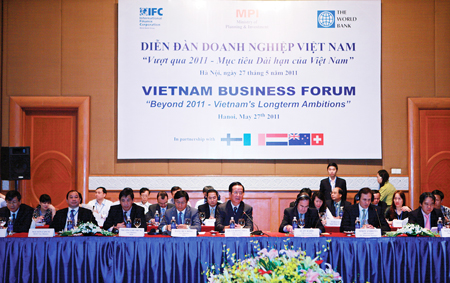 Das vietnamesische Unternehmensforum ist in Hanoi eröffnet worden